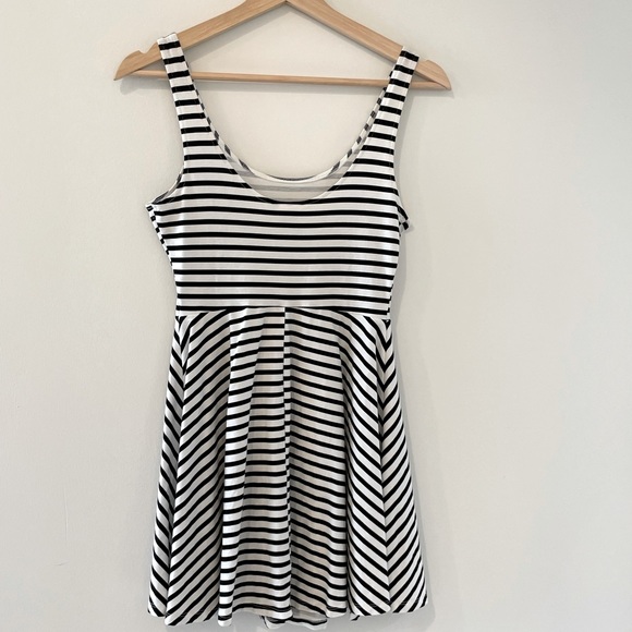 Victoria Secret Pink Striped Dress - Picture 1 of 4